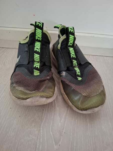 Nike lenkkarit, 32 Lieto - изображение 1