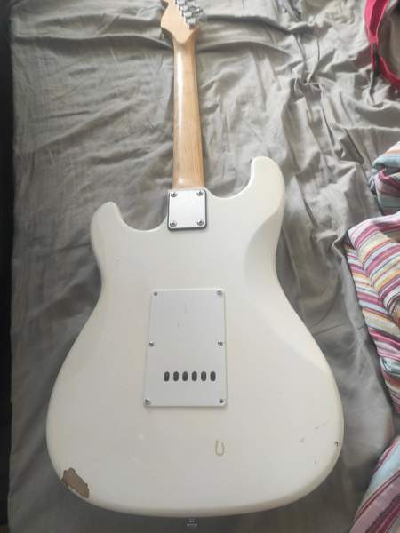 Harley Benton sähkökitara Joensuu - valokuva 4