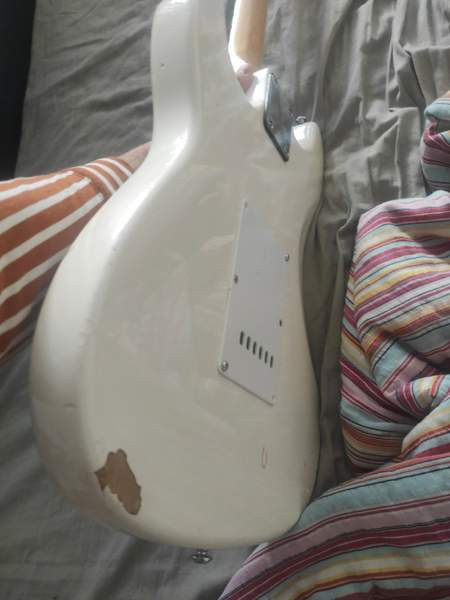 Harley Benton sähkökitara Joensuu - valokuva 3