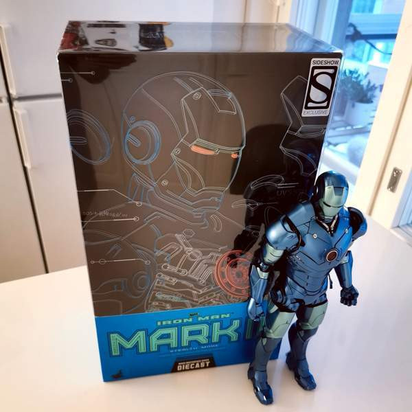 Hot Toys MMS314 Iron Man Mk III Stealth figuuri Tampere - valokuva 1