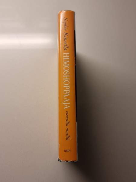 Sophie Kinsella: Himoshoppaaja vierailla mailla Helsinki - изображение 2