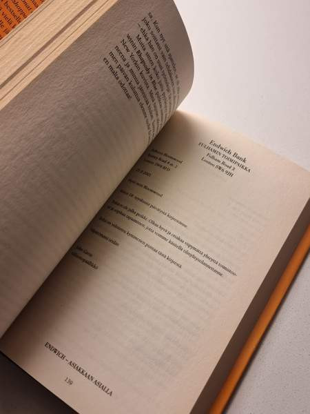 Sophie Kinsella: Himoshoppaaja vierailla mailla Helsinki - изображение 5