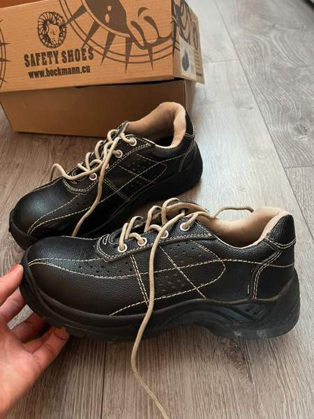 Naisten turvakengät Tampere - valokuva 2