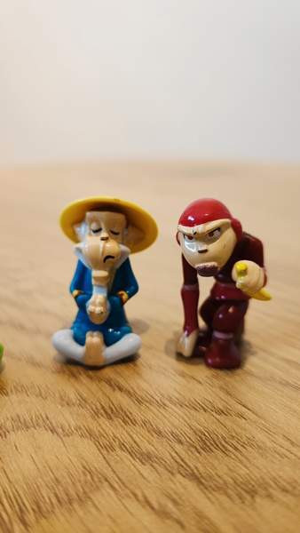 Kinder Madagaskar ja karate apina Jaervenpaeae - photo 5