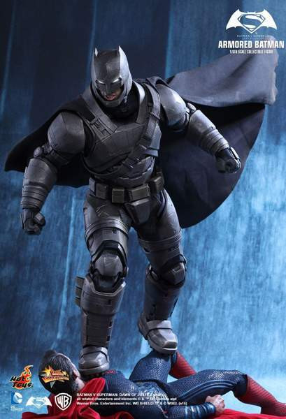 Hot Toys MMS349 BvS Armored Batman figuuri Tampere - valokuva 6