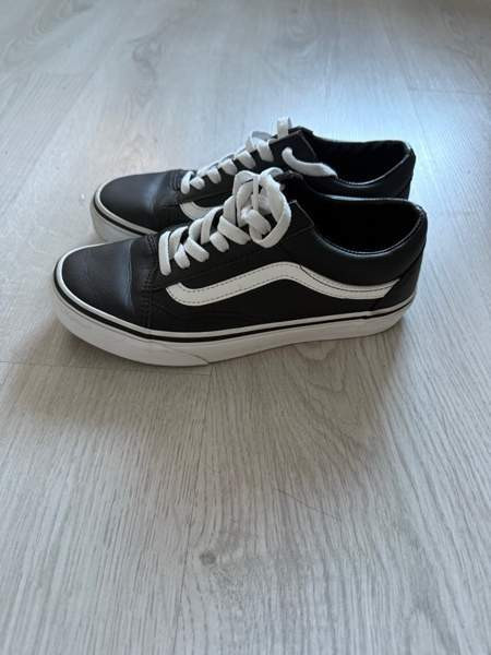 Nahkaiset vansit Pirkkala - valokuva 3