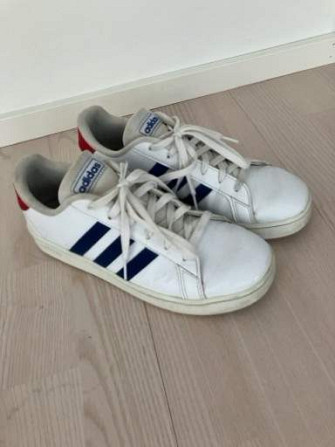 Adidas tennarit Rovaniemi – foto 1