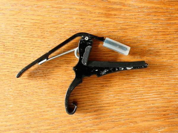 Kyser teräskielisen kitaran capo Tampere - photo 2