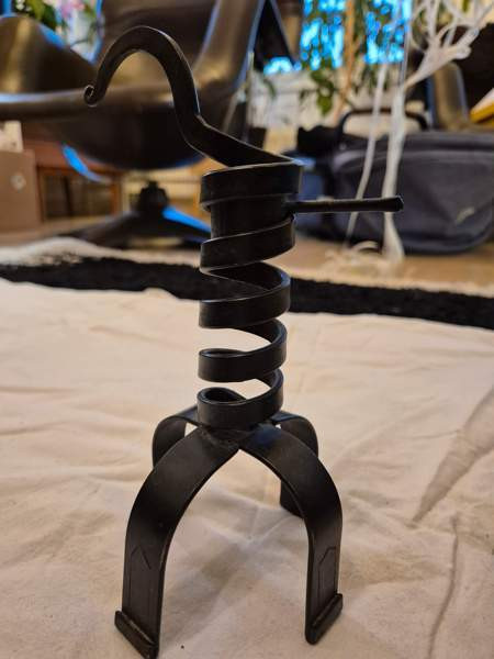 Metalliset kynttilänjalat korkeussäätimellä Helsinki – foto 4