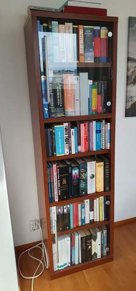 Lasiovinen Kirjahylly Helsinki - изображение 1