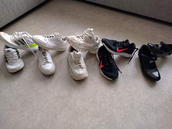 Kenkiä tytölle Helsinki - valokuva 1