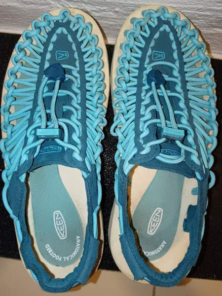 Veikeät Keen Uneek narusandaalit (25 cm/EU 38,5) Espoo - photo 6