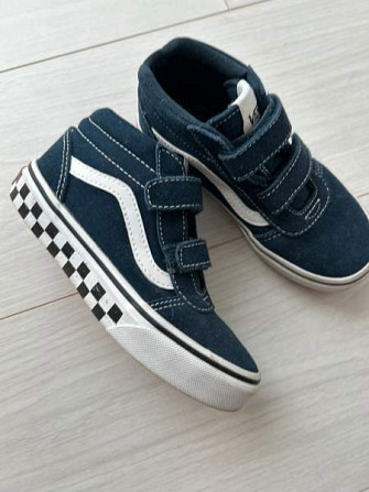 Lasten Vans lenkkarit 30 Helsinki - valokuva 1