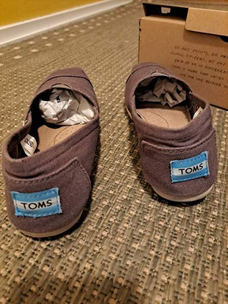 Tomsit luumunväriset 37 Espoo - photo 4