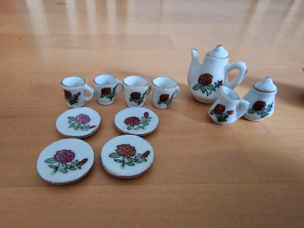 Nukkekodin astioita Vantaa - photo 2