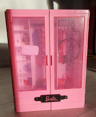 Barbie kaappi Espoo - valokuva 3
