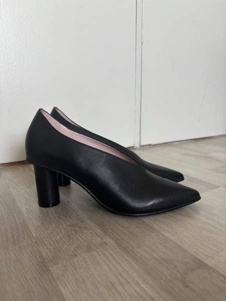 Marimekko nahkaiset korkokengät Helsinki - photo 2