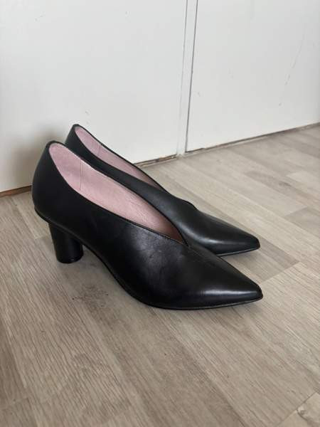 Marimekko nahkaiset korkokengät Helsinki - photo 1