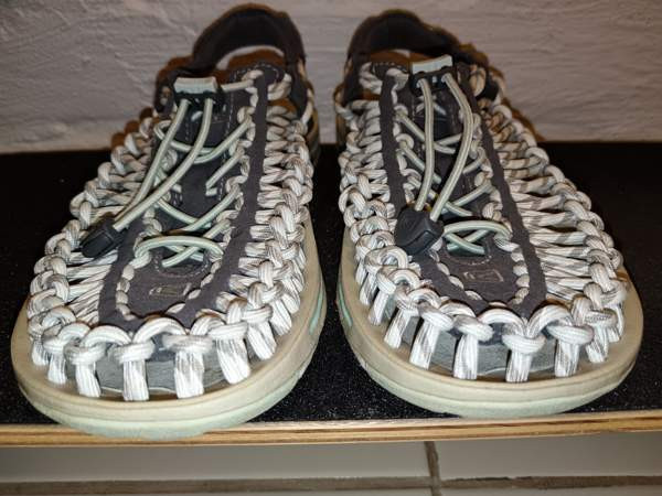 Hauskat Keen Uneek narusandaalit (25 cm/EU 38,5) Espoo – foto 3