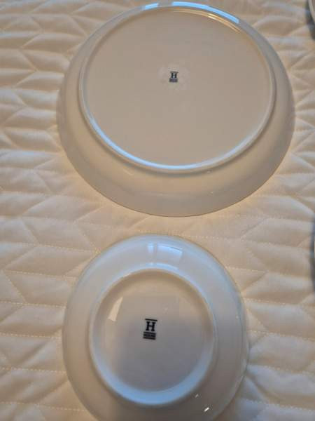 Valkoiset House lautaset Оулу - изображение 3