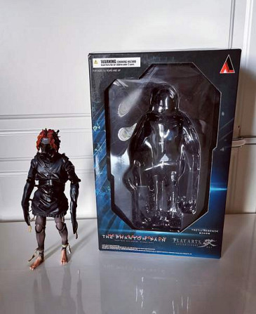 Square Enix Play Arts Tretij Rebenok figuuri Tampere - valokuva 1