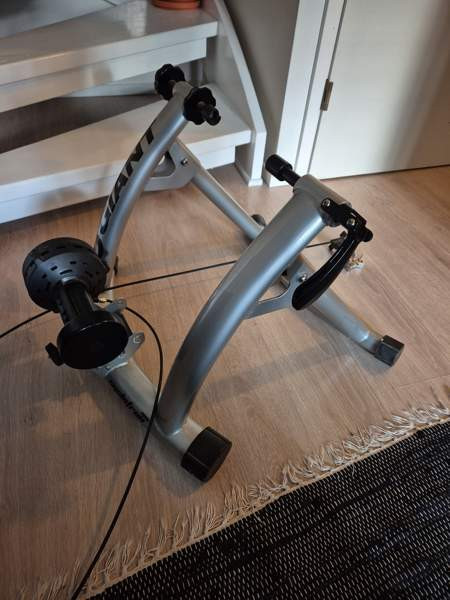 Giant cyclotron mag -harjoitusvastus Ярвенпяя - изображение 1