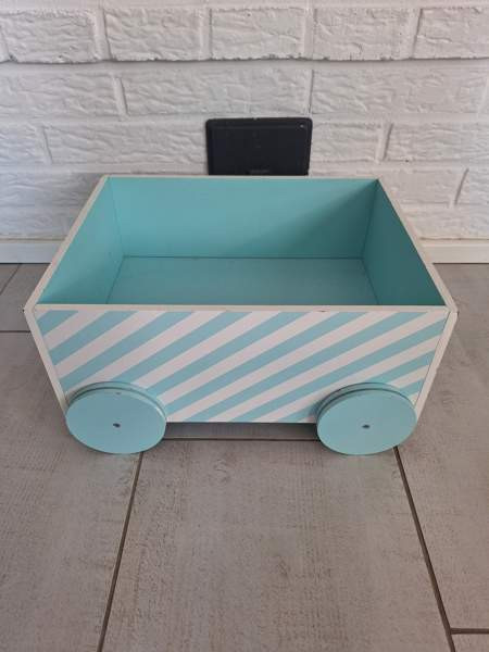 Pyörillä kulkeva säilytyslaatikko Joensuu - photo 3