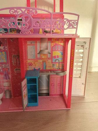 Barbie talo Espoo – foto 3