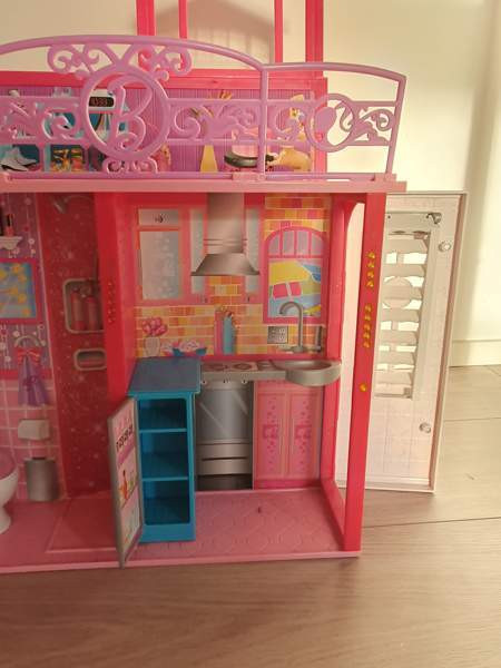 Barbie talo Espoo - photo 3