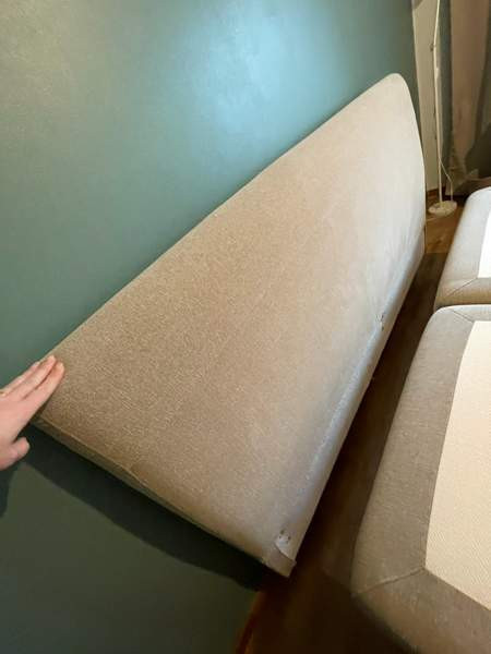 Runkopatjasänky 2x80cm ja sängynpääty VARATTU Muurame - valokuva 4