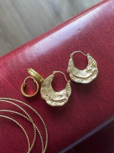 Kullanvärisiä korvakoruja Rovaniemi - photo 2