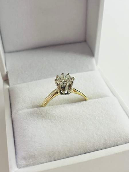 Uusi Kultasormus käsintehty tilauksesta 14K(585) 0,80ct timantilla, koko 16,5 Jaervenpaeae - photo 2