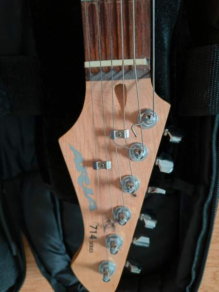 Sähkökitara + laukku Kajaani - valokuva 2