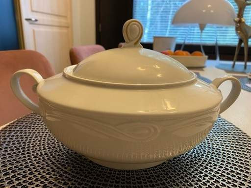 Kulho kannella Nokia - valokuva 1