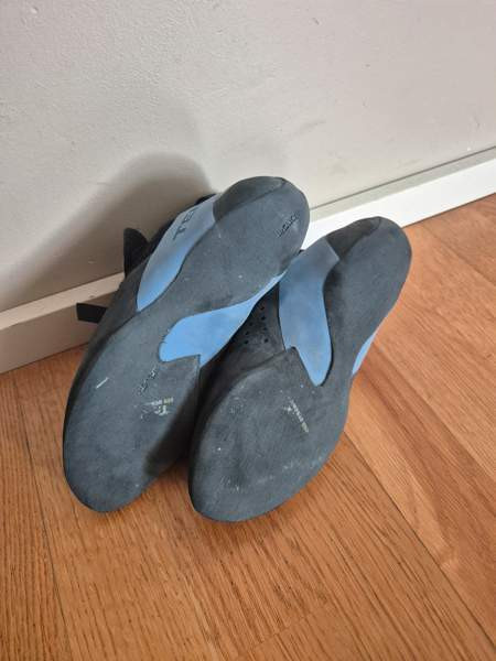 Kiipeilykengät 35,5 Tampere - photo 3