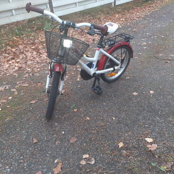 Tyttöjen 16-tuumainen polkupyörä Turku - valokuva 1