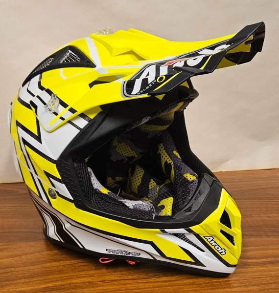 AIROH kypärä ja SCOTT lasit Kauhajoki - valokuva 2