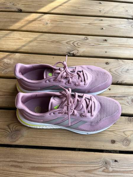 Adidaksen juoksukengät 30€ Jyvaeskylae – foto 2