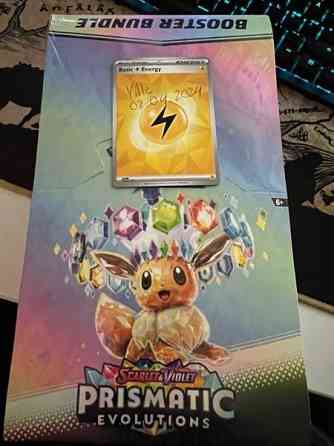 Prismatic Evolutions Booster Bundle Display Espoo