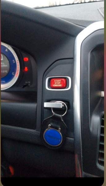 Volvo käynnistysnappi Rovaniemi - valokuva 1