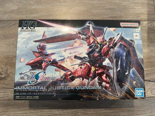 Gunpla Immortal Justice Gundam HG Коккола - изображение 1