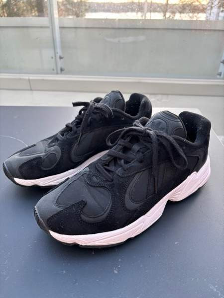 Adidas Falcon kengät Espoo - photo 2