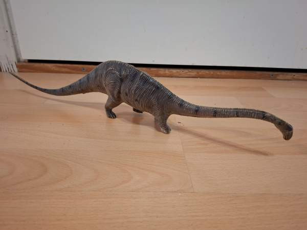 5kpl kasvissyöjä dinosauruksia Helsinki - valokuva 6