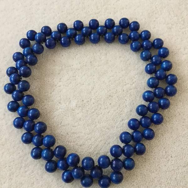 Sininen kaulakoru Keuruu - valokuva 1