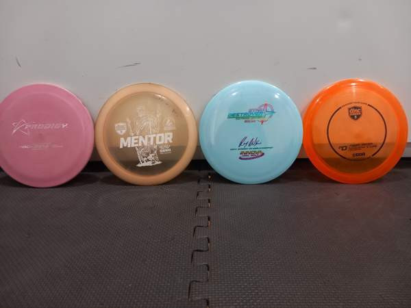 Frisbeegolf kiekot ja reppu Tampere – foto 1