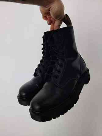 Dr. Martens vegan maiharit Lohja