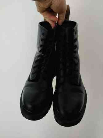 Dr. Martens vegan maiharit Lohja