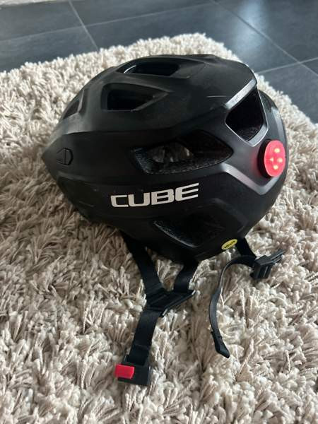 Kypärä Cube 52-57 Vantaa - valokuva 1