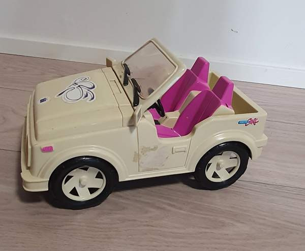 Barbie auto Эспоо - изображение 4