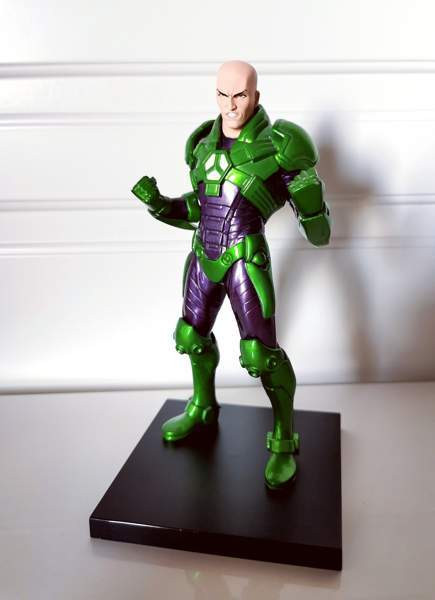 Kotobukiya ARTFX Lex Luthor patsas Tampere - photo 2
